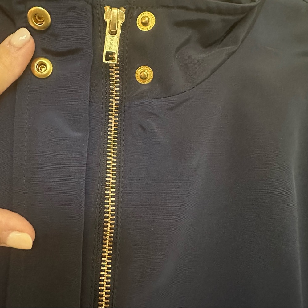 CROWN & IVY ladies navy front zip jacket w/ side zip pockets & gold buttons - Picture 5 of 10